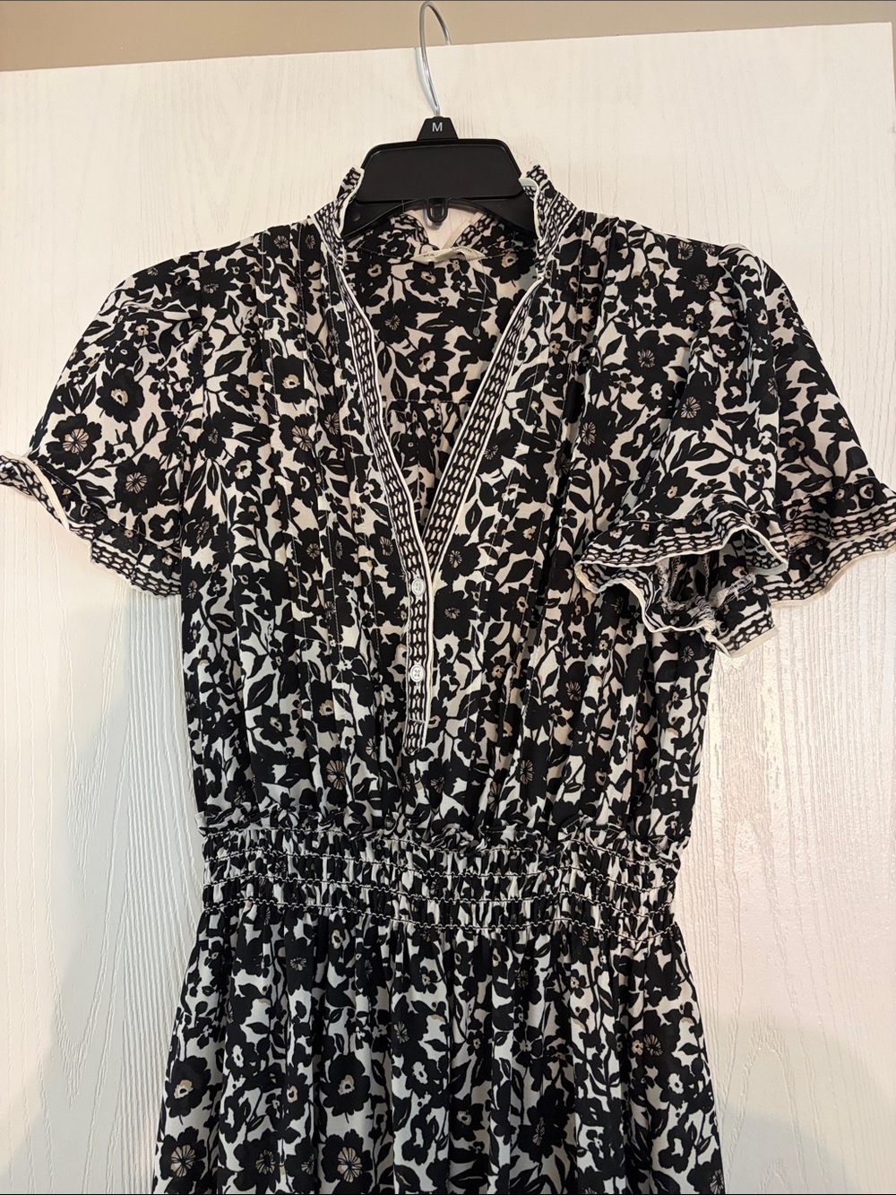 Max Studio Black and White Floral Button-Up ankle length dress